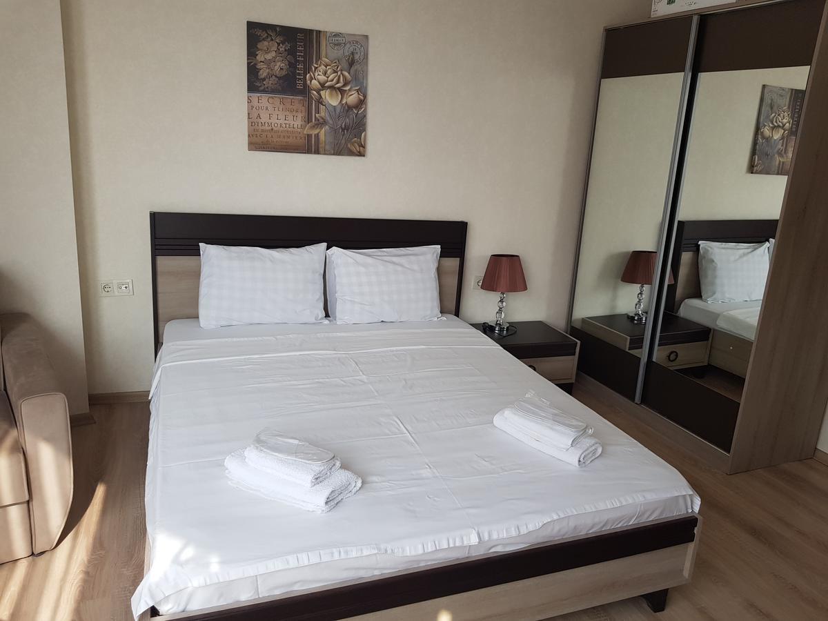 Aparthotel Viva Blue Batumi Esterno foto