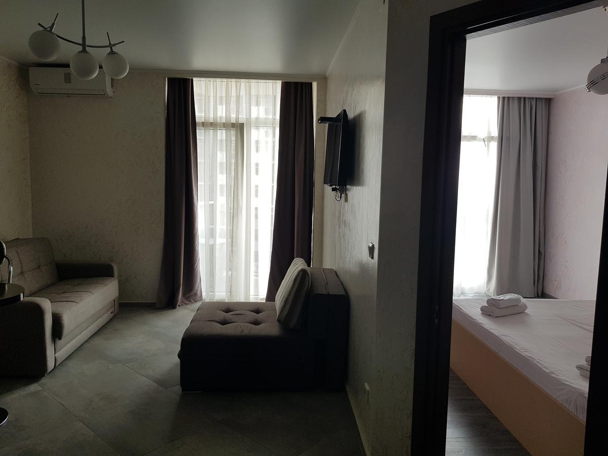 Aparthotel Viva Blue Batumi Esterno foto
