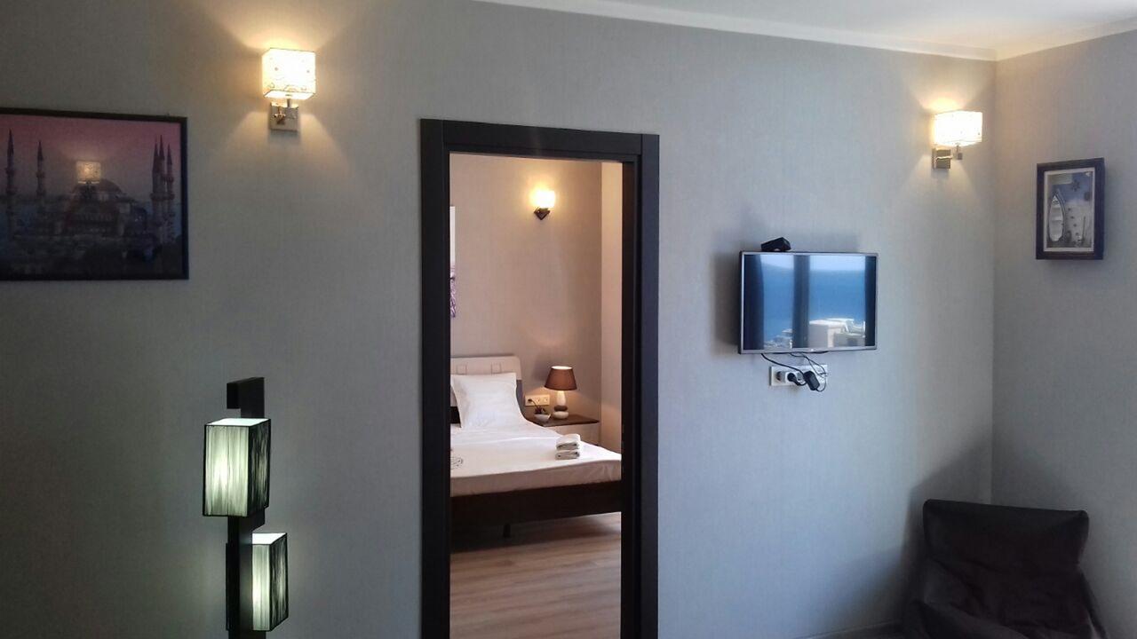 Aparthotel Viva Blue Batumi Esterno foto